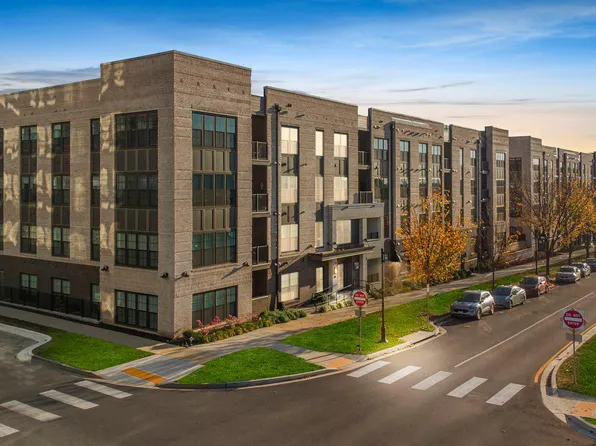 210 Decoverly Dr #400, Gaithersburg, MD 20878