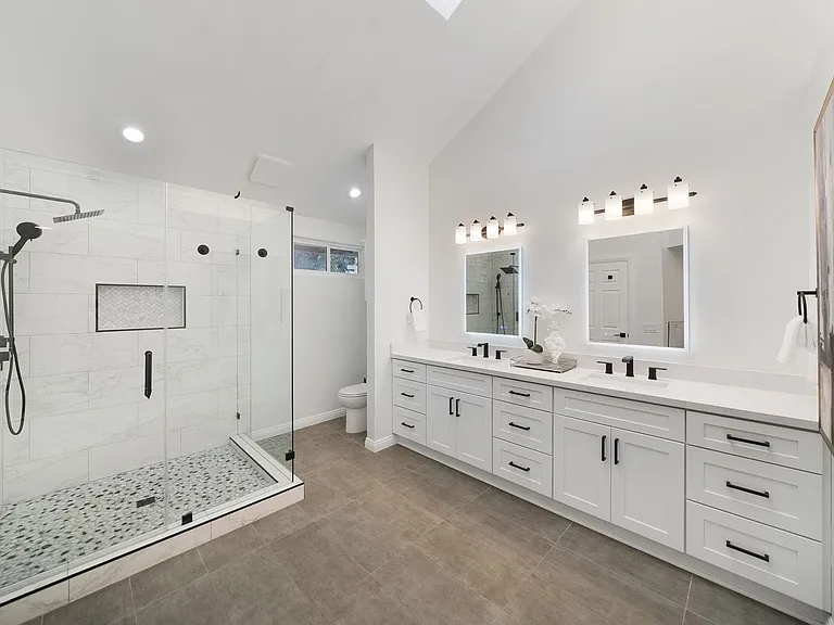 1205 Cerca — Photo 36