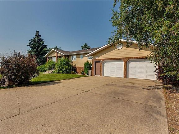 3rd image of 3908 E 39 Street Close