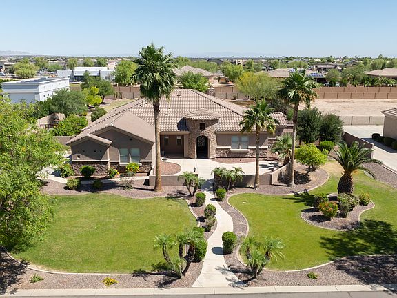 4th image of 16386 W PAPAGO Street