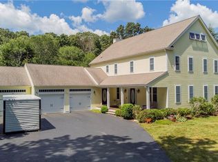 82 Hillside Rd, Cumberland, RI 02864