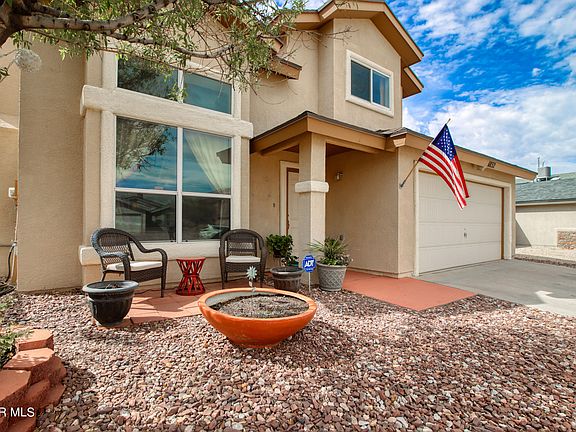 3rd image of 11832 Mesquite Lake Ln