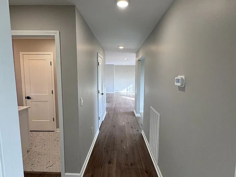 110 Cheryl Ct — Photo 18