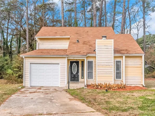 1458 Walnut Log Pl, Austell, GA 30168