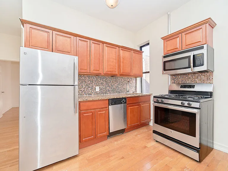 502 W 139th St #23 — Photo 2