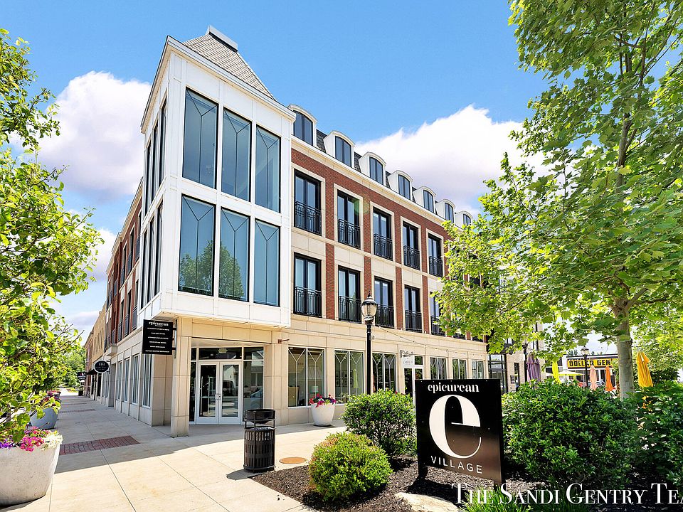 1st image of 110 W Savidge St #203