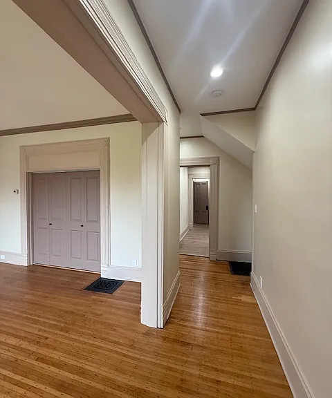 633 W Onondaga St — Photo 10