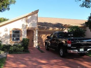 8311 Summerbreeze Ln, Boca Raton, FL 33496