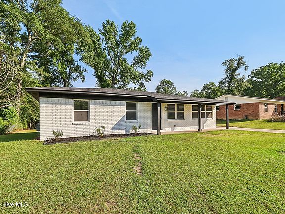 2nd image of 3625 Meadowgrove Drive