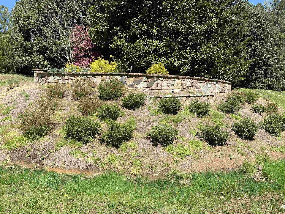 1st image of LOT 10 Bennett Orchard Trl Lot 10