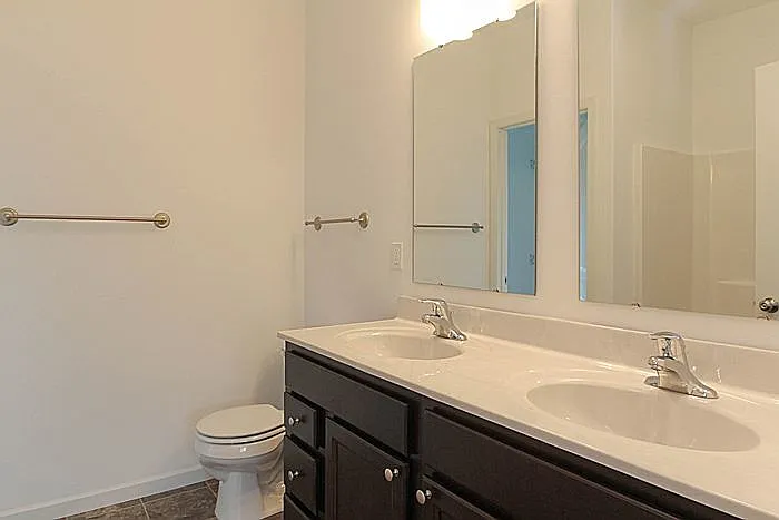1029 Manitou Trl — Photo 6