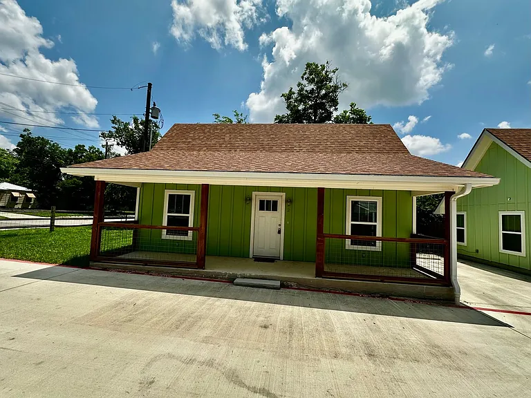 333 Guadalupe St — Photo 2