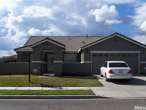2nd image of 1921 Toscana Ln