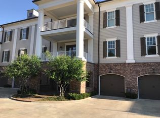 145 Waverly Dr UNIT 102, West Point, MS 39773