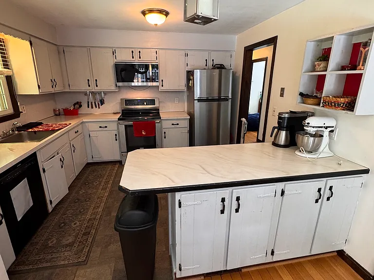 190 Pillsbury Rd — Photo 13