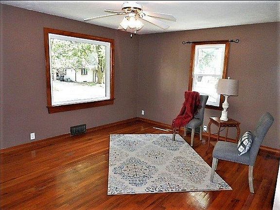 5th image of 635 S Lincoln Ave