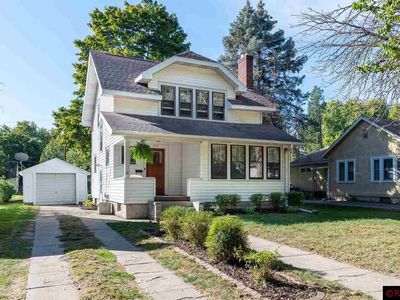 833 Nicollet Ave, North Mankato, MN, 56003