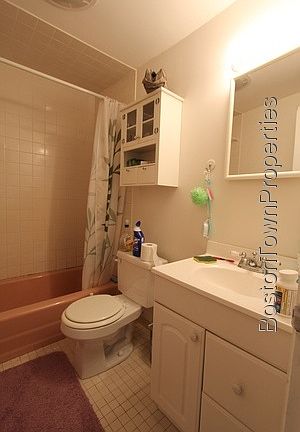 2nd image of 38 Winchester Street 2 N