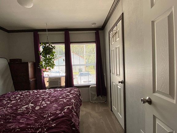 4th image of 5 Lincoln Ave