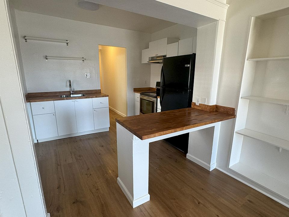 New Custom Countertops.