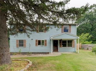 1752 Mount Vernon Rd, Southington, CT 06489