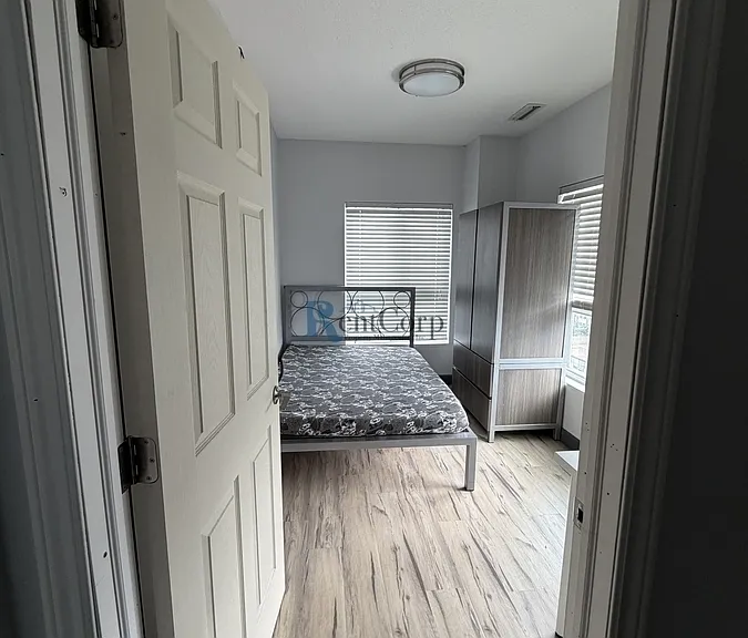258B Sunview St #2127 — Photo 7