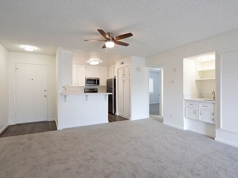 Fountain Estates Apartments — Photo 7