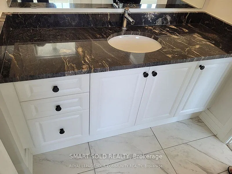 5 bed, $3,500 — Photo 4