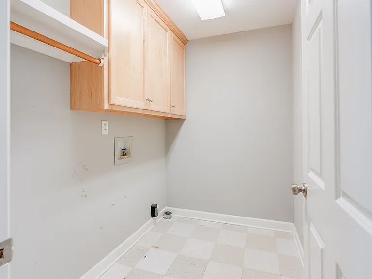 518 Acklen Park Dr — Photo 10