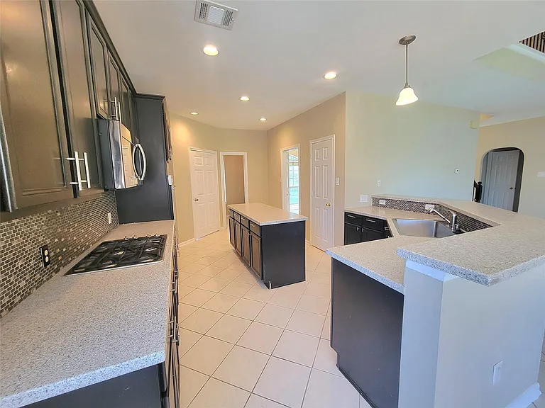 2134 Hill Canyon Ct — Photo 11