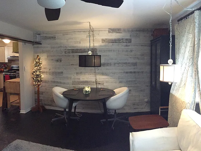 6022 N Avondale Ave #1N — Photo 1