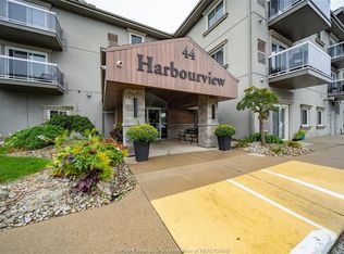 44 Robson Rd #103, Leamington, ON N8H 5E4