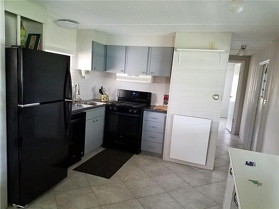 3rd image of 1402 Flamingo Dr Lot 19