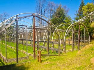 313 Cobb Rd, Bridgeville, CA 95526