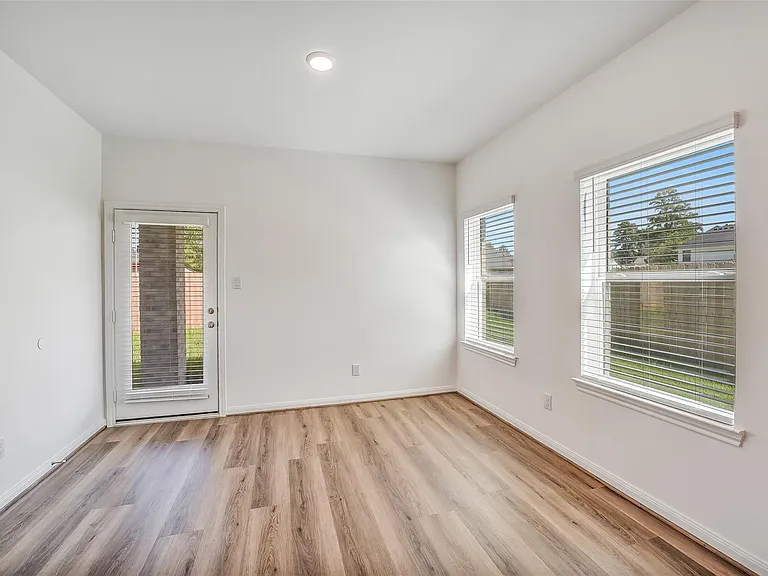 11955 Pondwood Dr — Photo 13