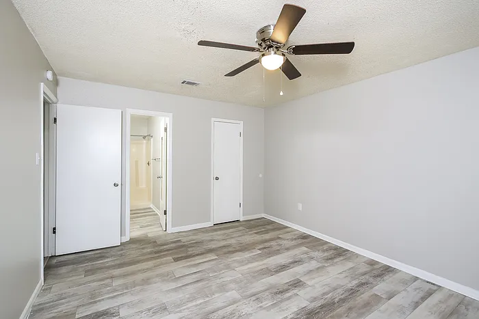 135 Shawns Way — Photo 6