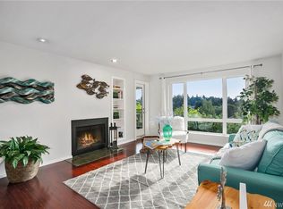 145 105th Ave SE APT 14, Bellevue, WA 98004