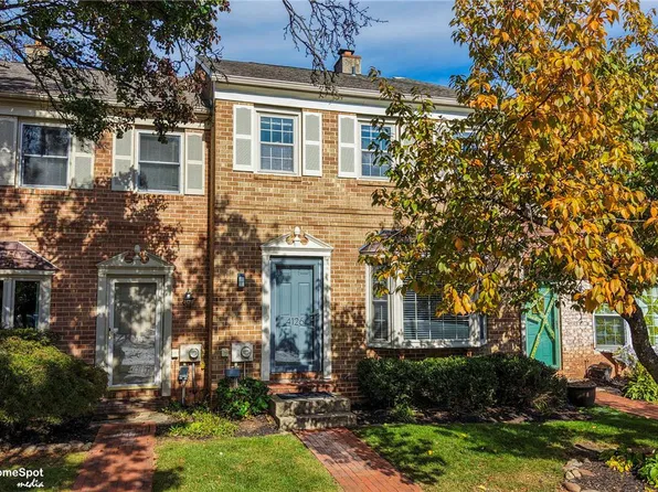 4126 Rittenhouse Ct, Skippack, PA 19474