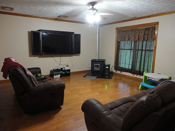 5th image of 3955 County Road 120