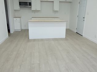 2109 Delta Ave #A, Long Beach, CA 90810