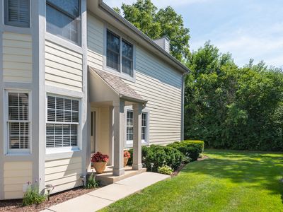 5441 Ashbrook Pl, Downers Grove, IL, 60515