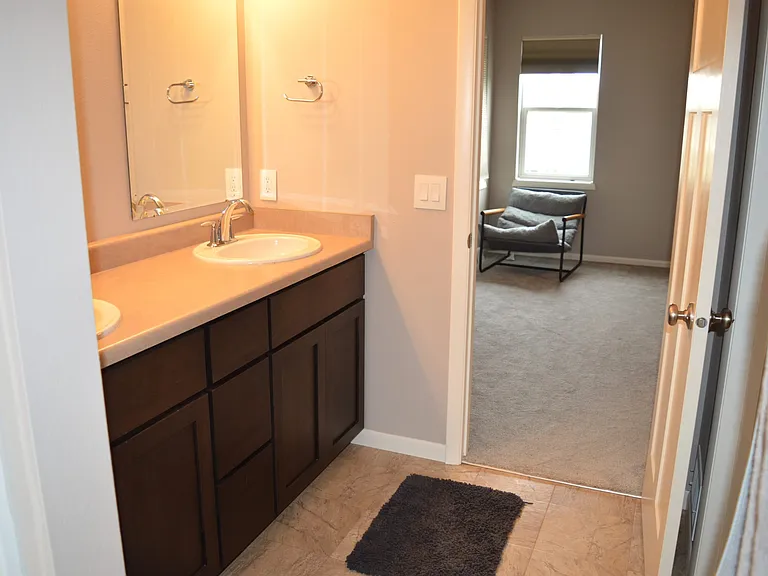 321 Alton Dr — Photo 27