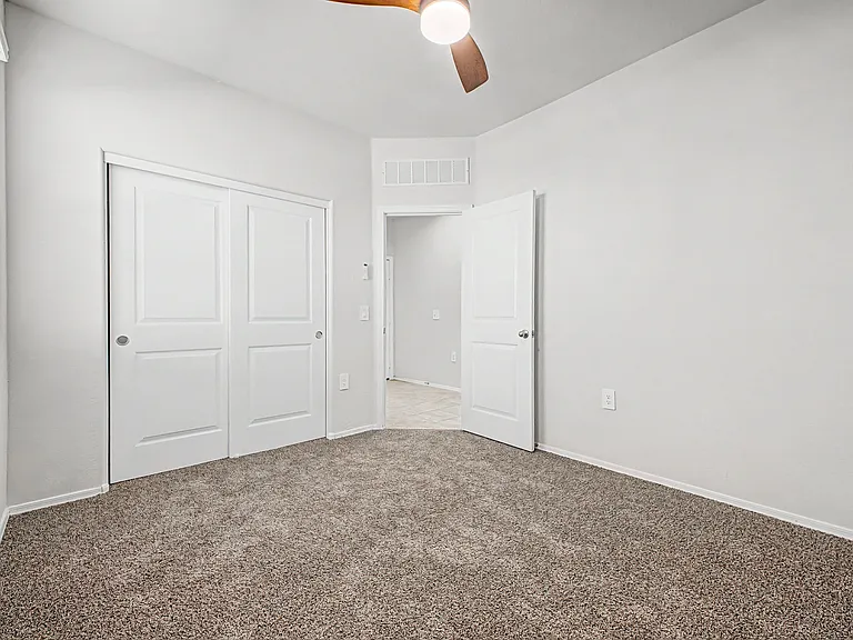 1302 W Raymond Ave — Photo 24