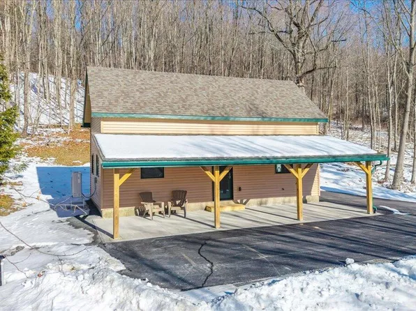 271 Bald Mountain Road, Troy, NY 12180