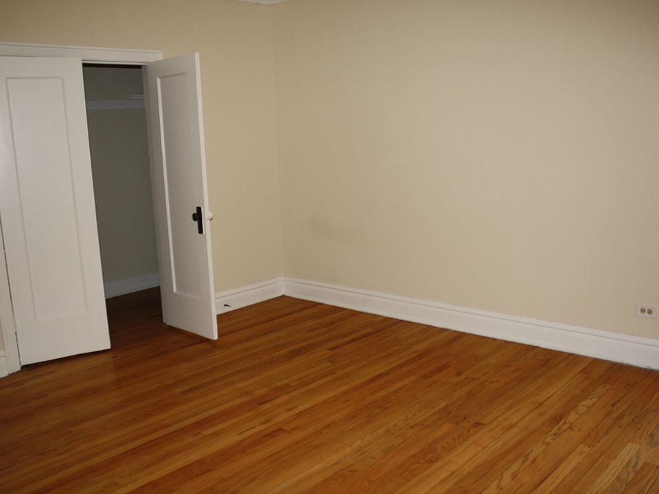 1st image of 2206 S 61st Ct APT 206