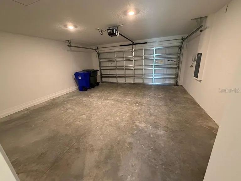 2155 Lone Oak Ln — Photo 18