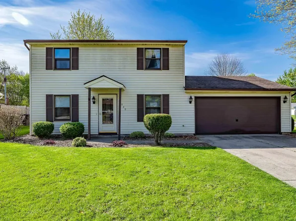 8020 Newfield Dr, Fort Wayne, IN 46815