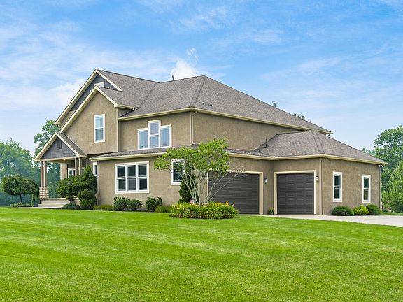 2nd image of 112 Blackstone Ct