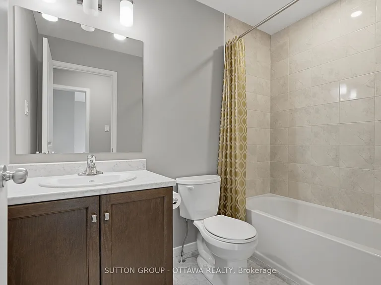 196 Jardiniere St — Photo 21