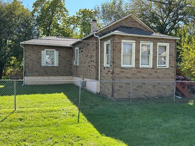1611 Indian Ave, Aurora, IL, 60505